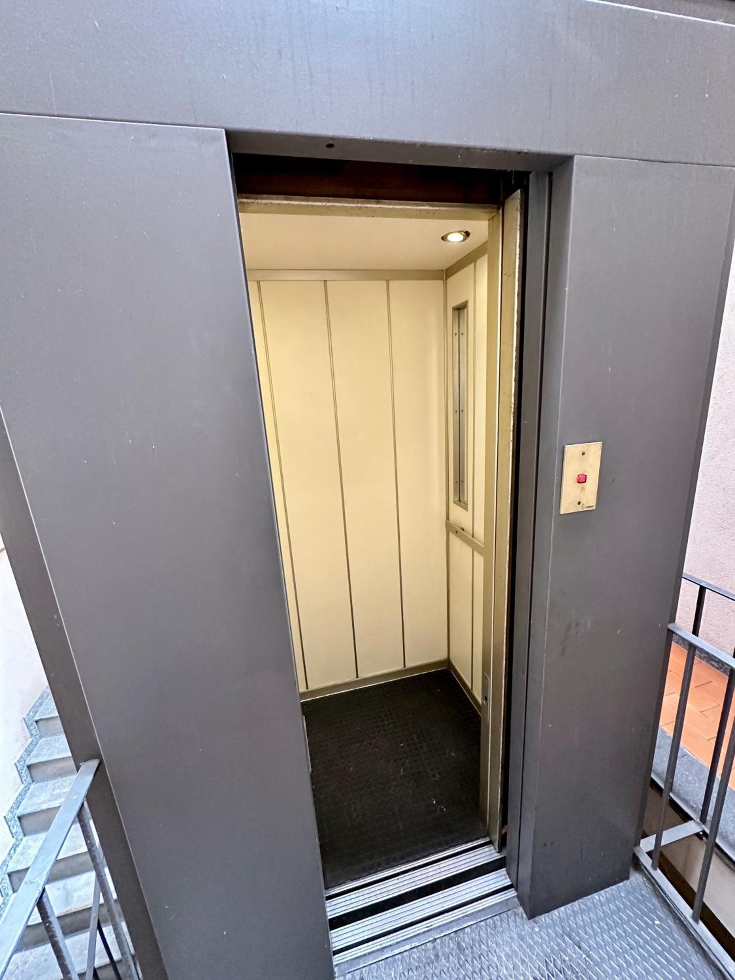 Purple House - Garibaldi Fs Apartment Milan Exterior photo
